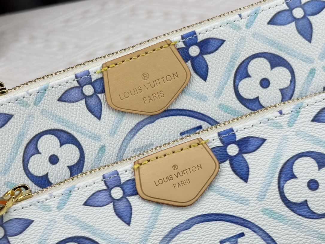 Louis Vuitton M25374 Multi Pochette Accessoires Shoulder Bags Size 24*13.5*4cm