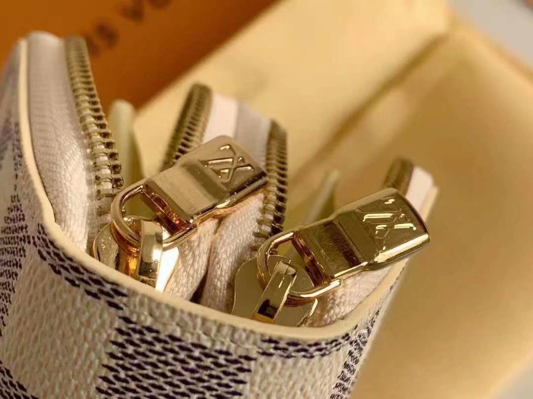 Louis Vuitton Men Wallet M61723 19*10*4cm