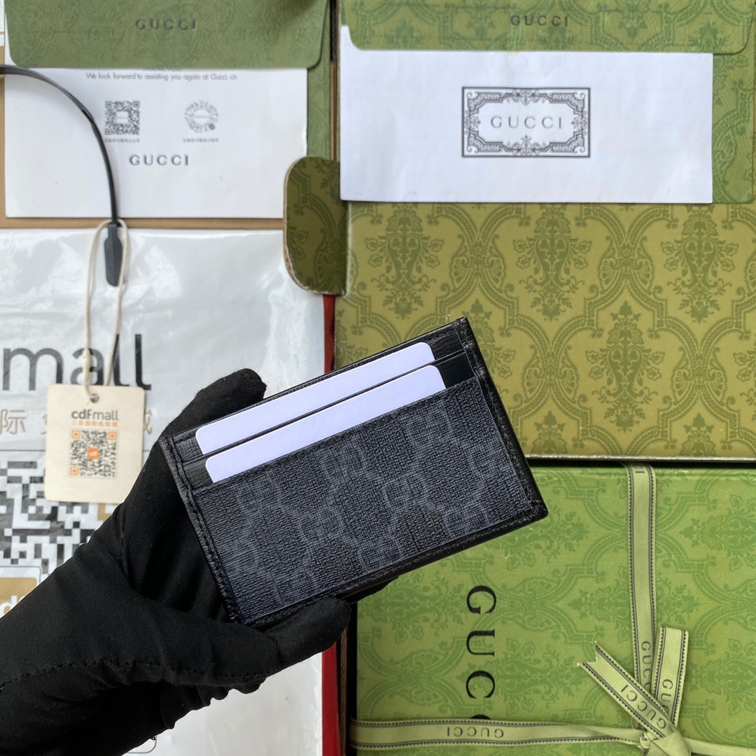 Gucci GG Card case with Interlocking Size 10*7cm Style: 673002