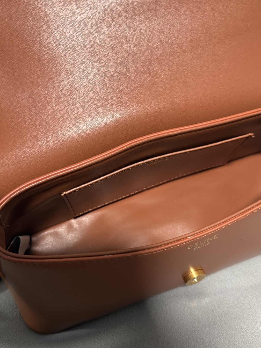 Celine 25ss Lulu Shoulder Bags Size 24*11.5*8cm