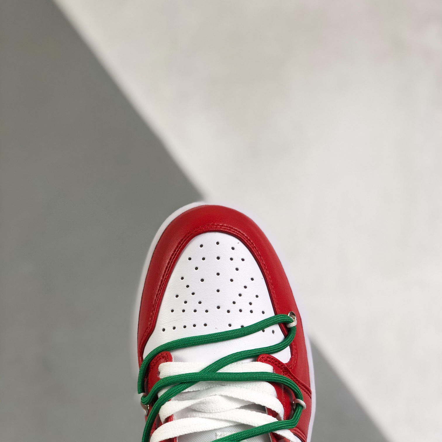 Nike Air Jordan 1 x OFF White Low Top Sneakers Shoes Gr. 36-46