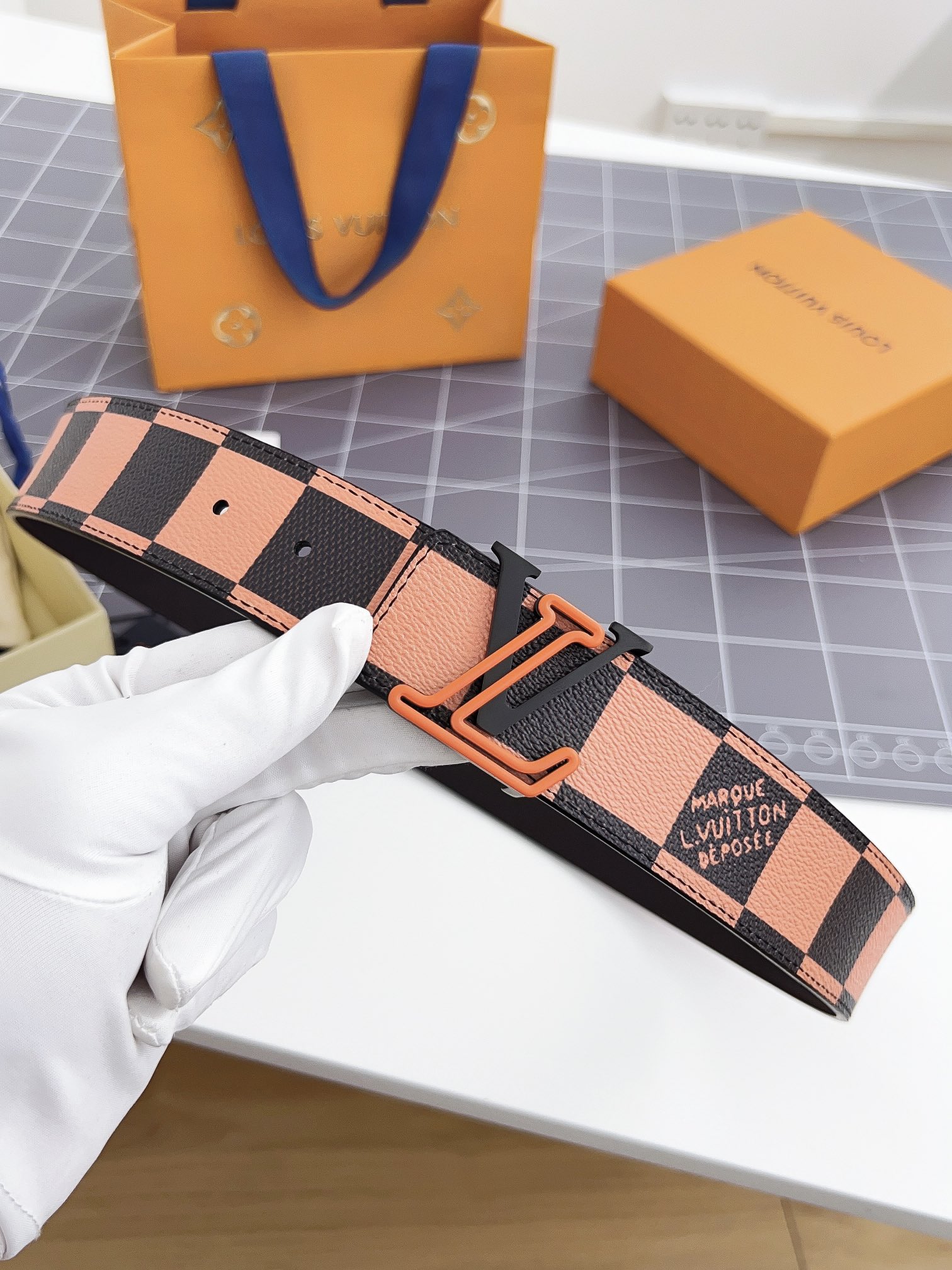 Louis Vuitton Men Belt Width 4cm