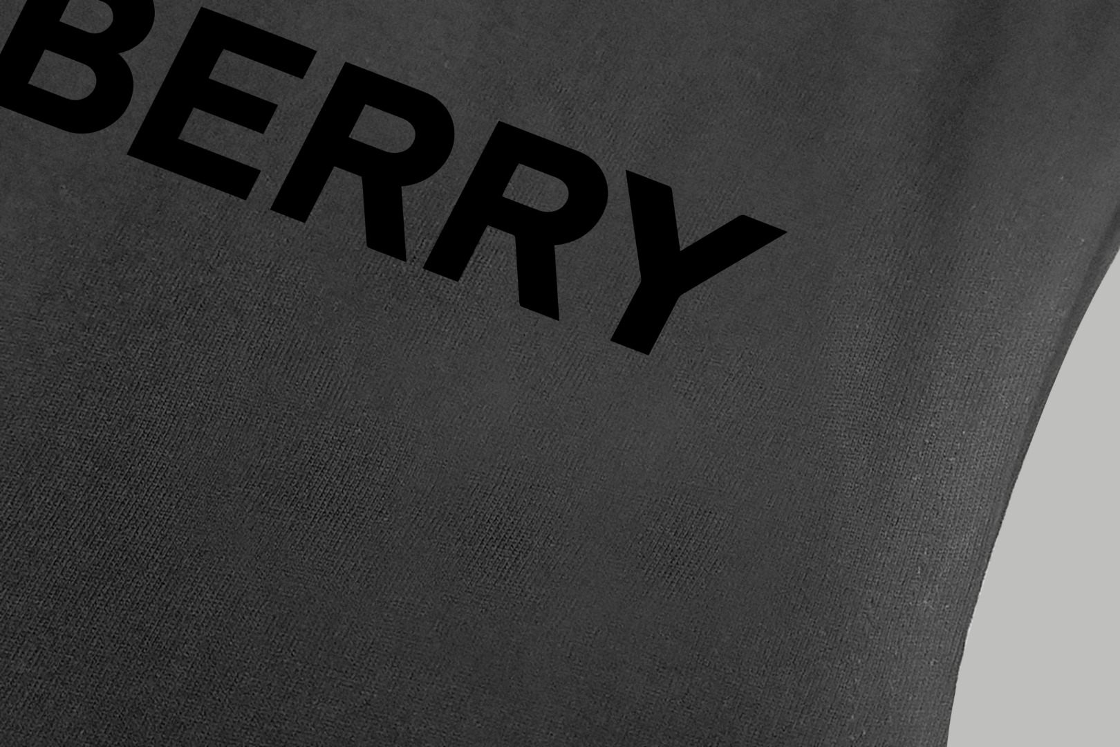 Burberry Cotton T Shirt Size XS-L