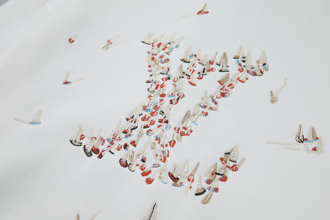 Louis Vuitton Unisex Sweatshirt Size S-XL