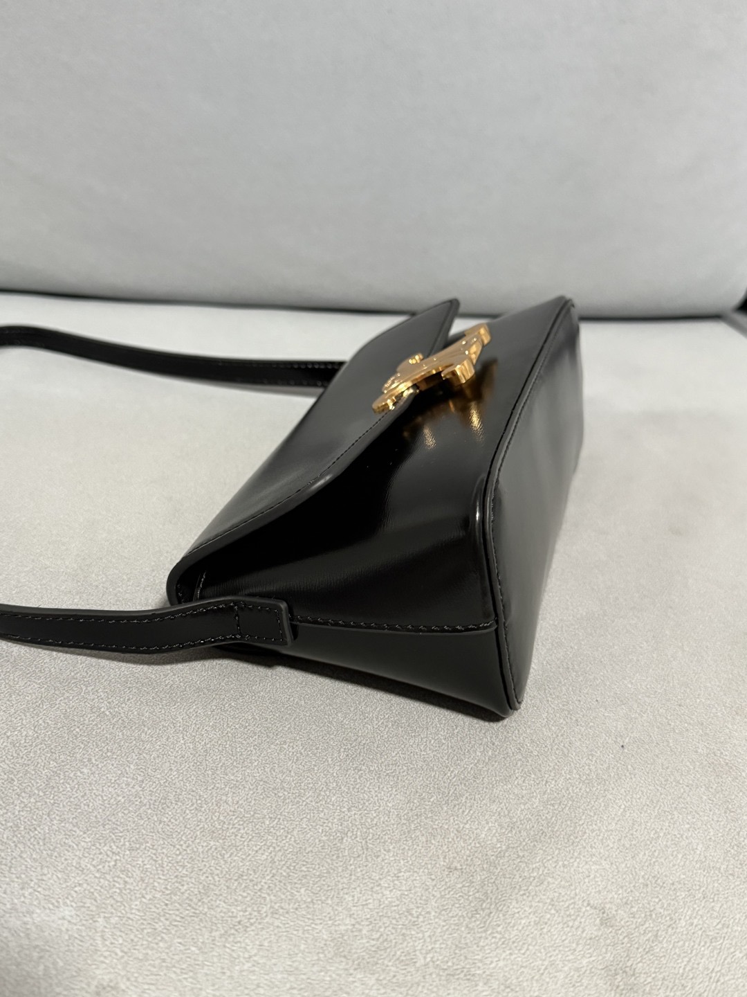 Celine 25ss Lulu Shoulder Bags Size 24*11.5*8cm