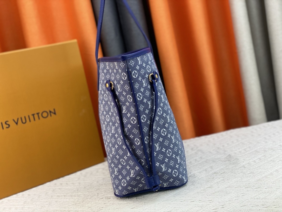 Louis Vuitton Shopping Bags 31*28*14cm