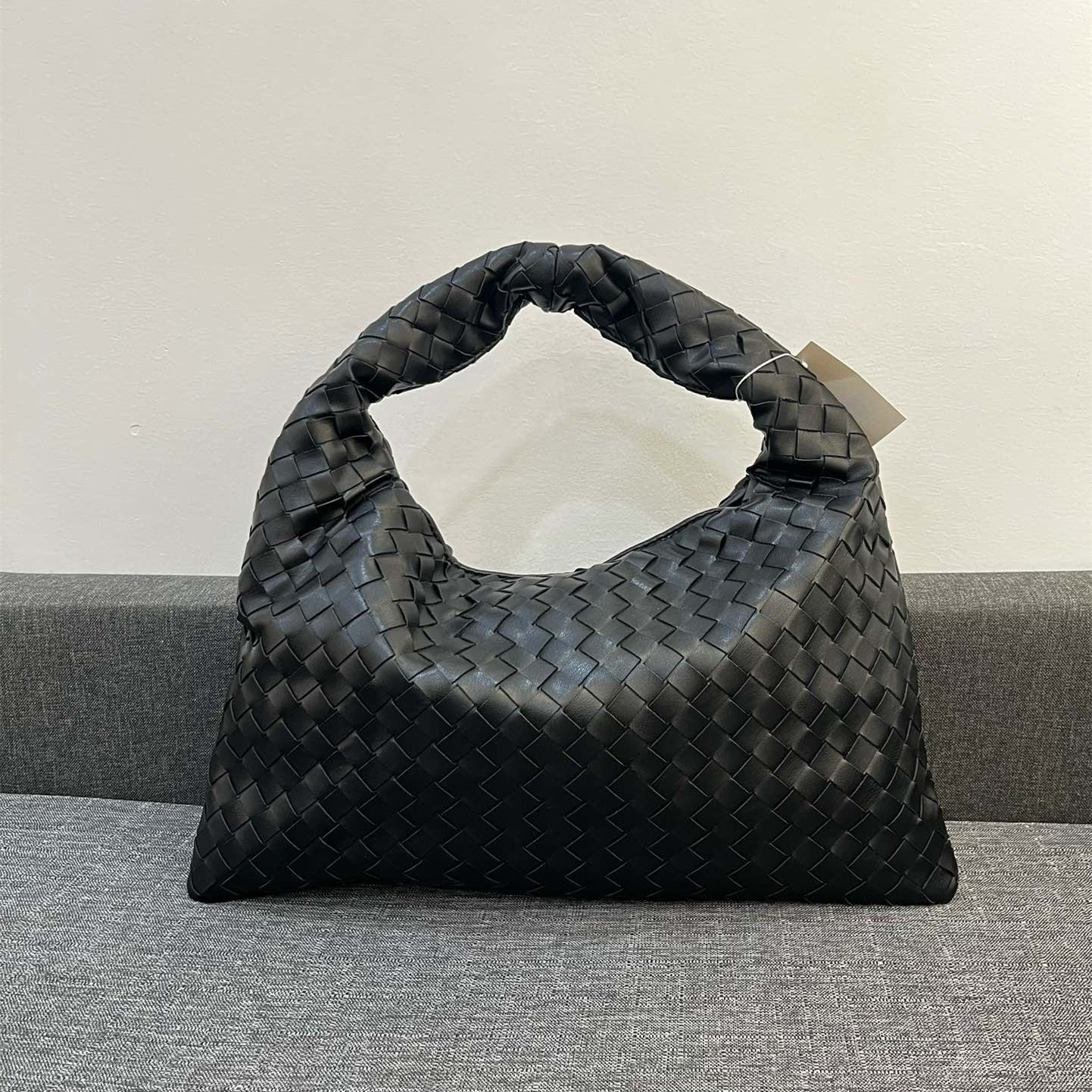 Bottega Veneta HO Shoulder Bags 40*24cm