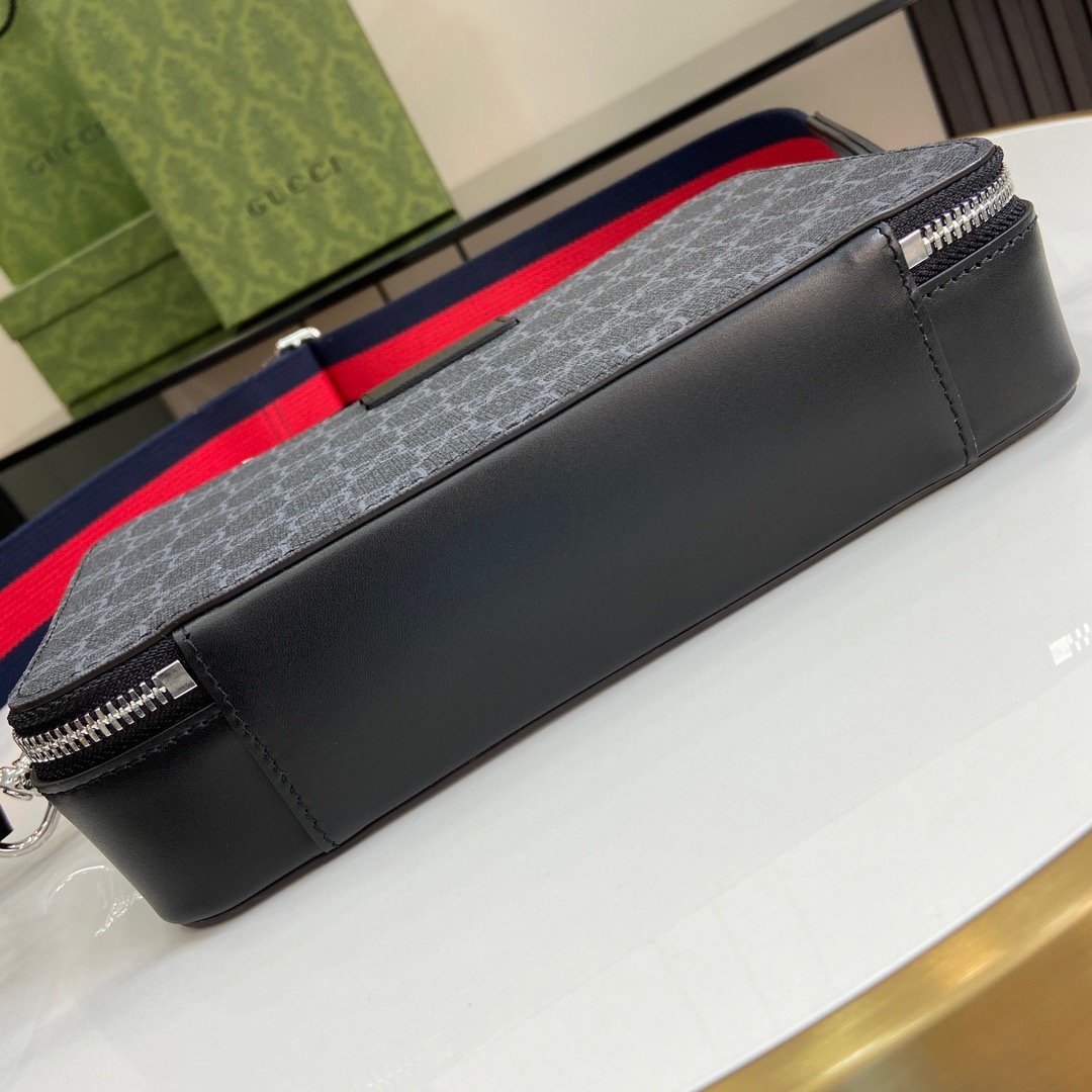 Gucci GG Supreme Shoulder Bags Size 14*22.5*7.5cm