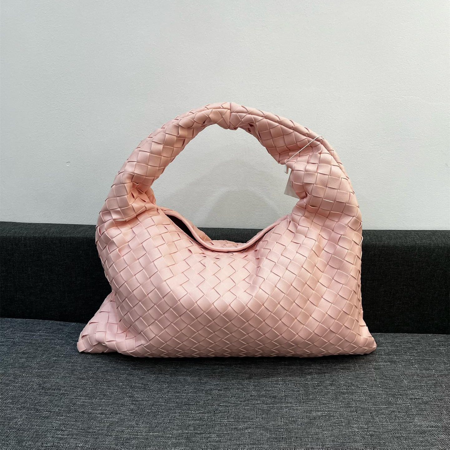 Bottega Veneta HO Shoulder Bags 40*24cm
