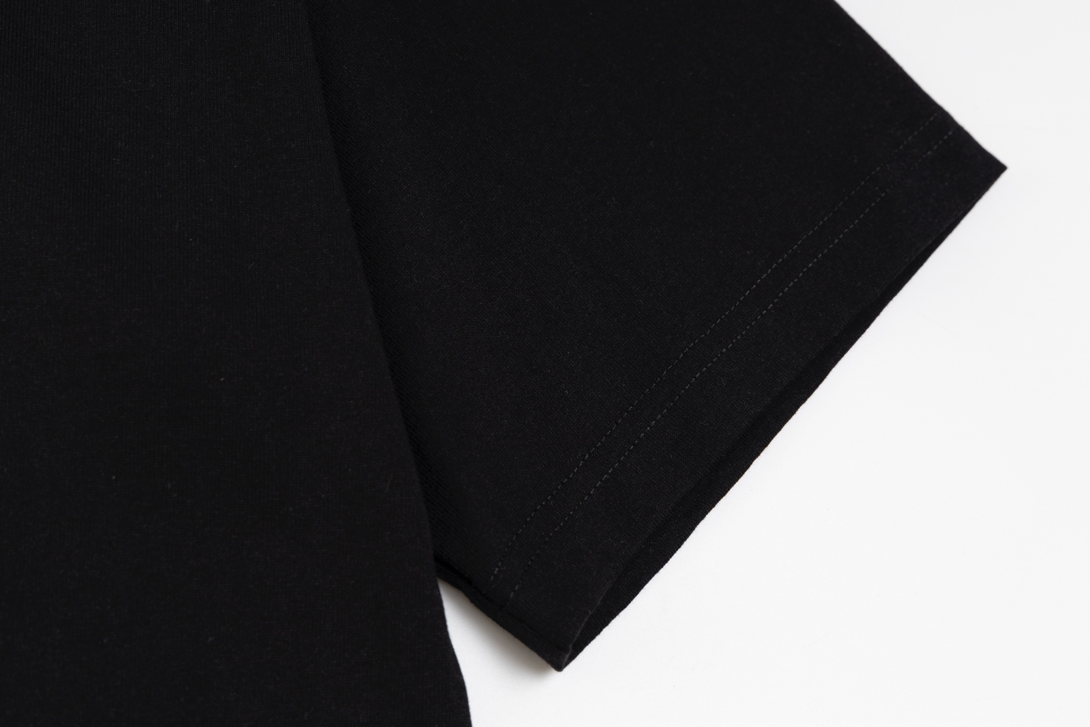 Prada Unisex T Shirt S-XL