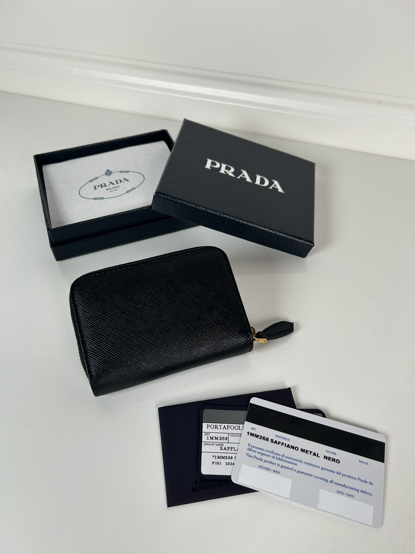 Prada Card Holder Size 10*8cm