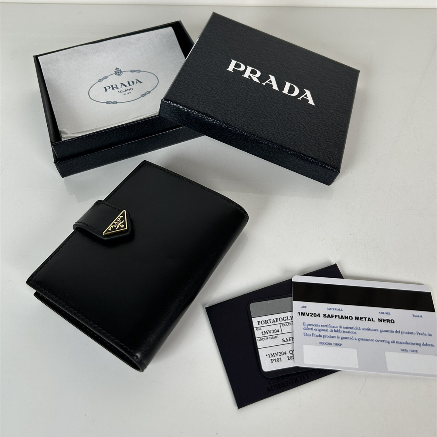 Prada Card Holder Size 11*8cm