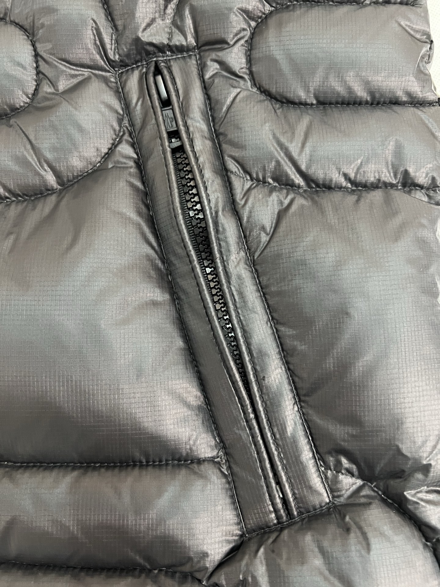 Moncler Emeishan Men Winter Vest Size 1-5