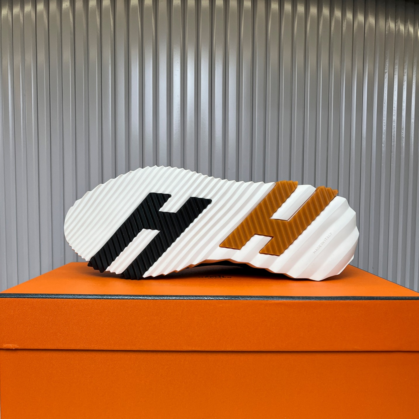 Hermes Bouncing Sneaker Size 36-46