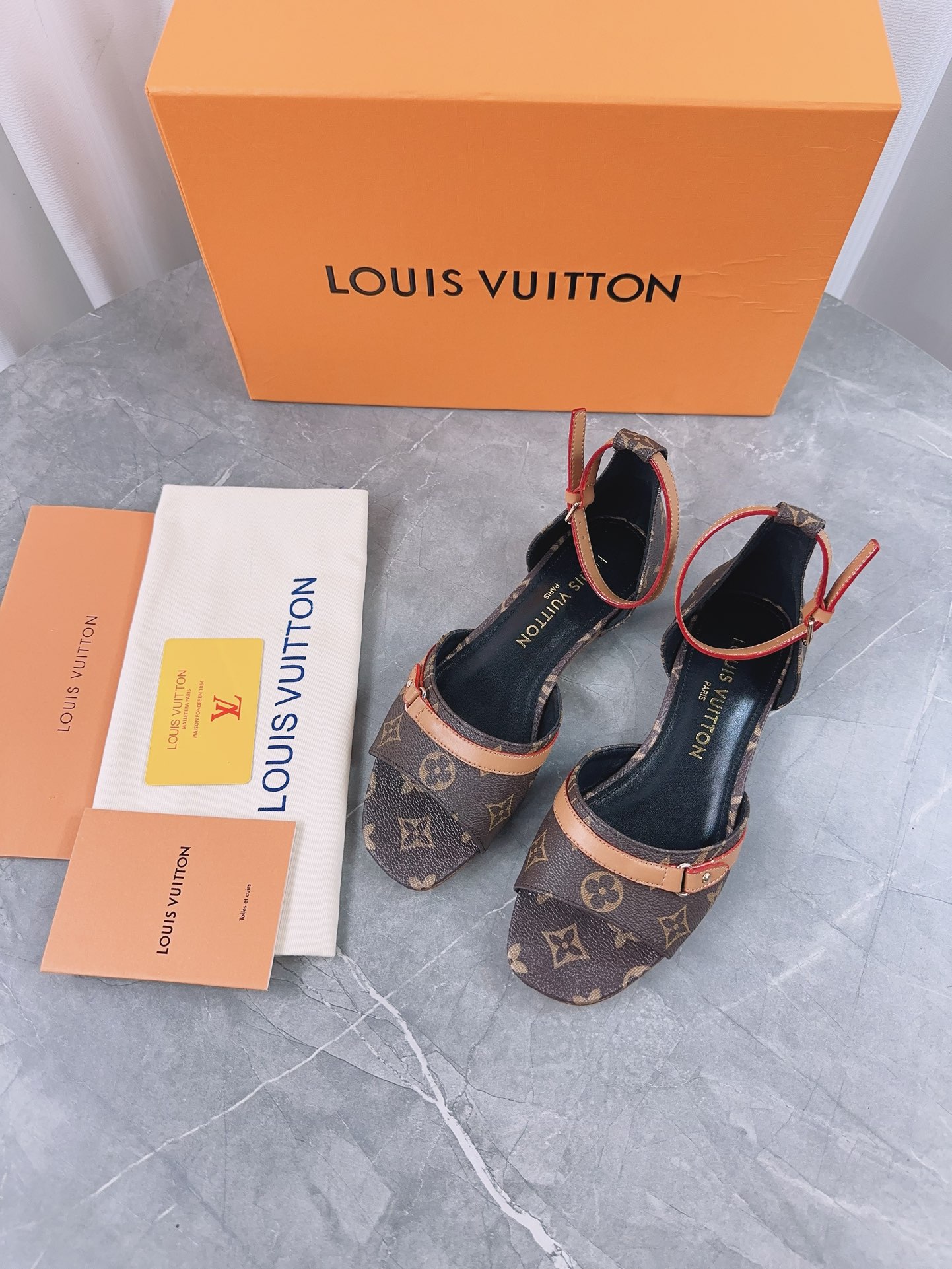Louis Vuitton 2024ss Slippers Size 36-41