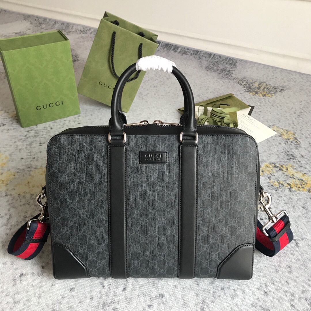 Gucci Aus GG Supreme Shoulder bags Size 36*28*7cm