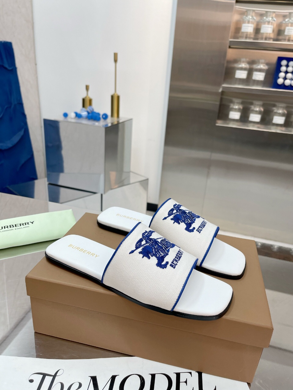 Burberry Women Slippers Size 36-41