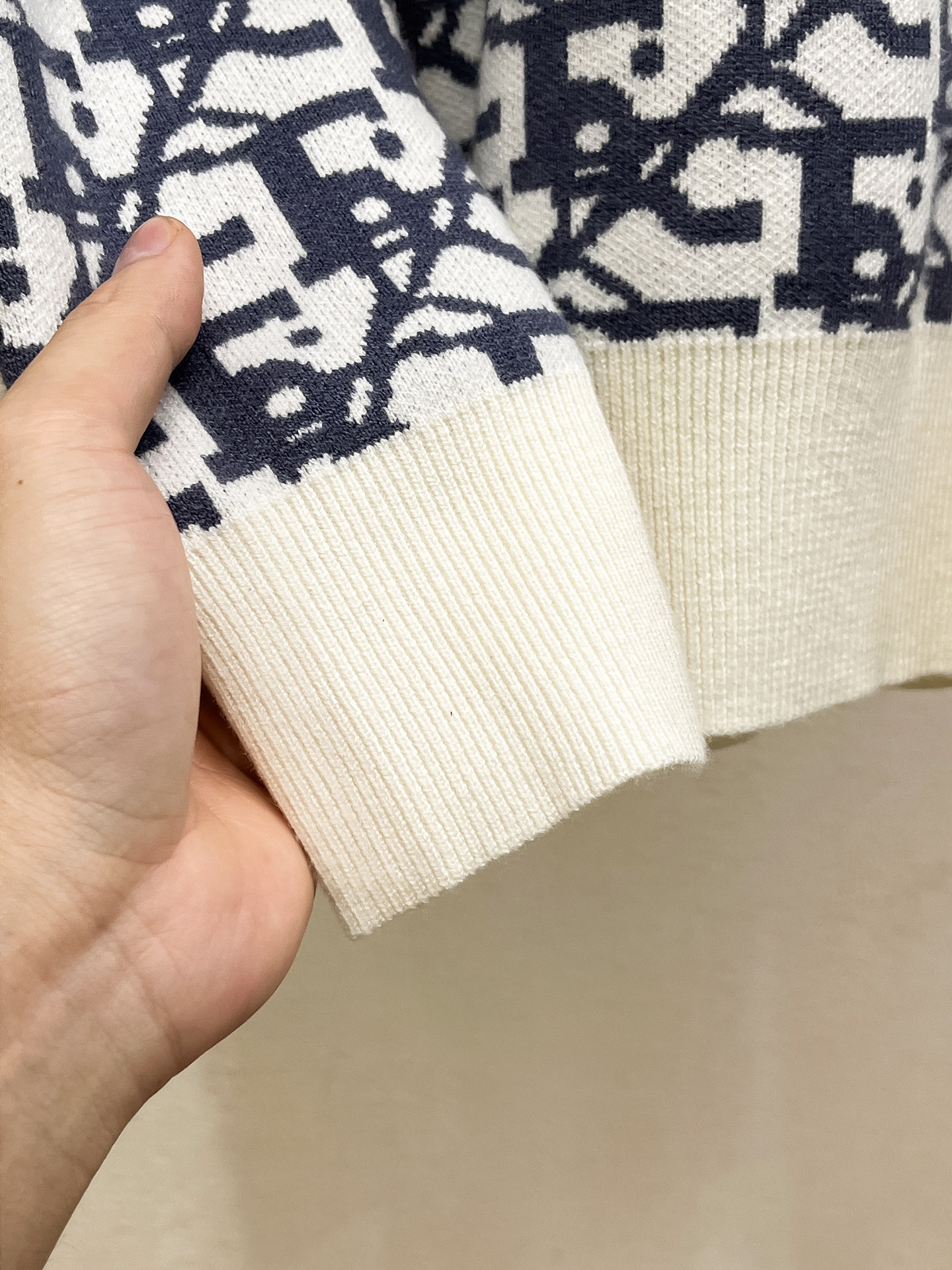 Dior Unisex Sweatshirt Size M-XXXL