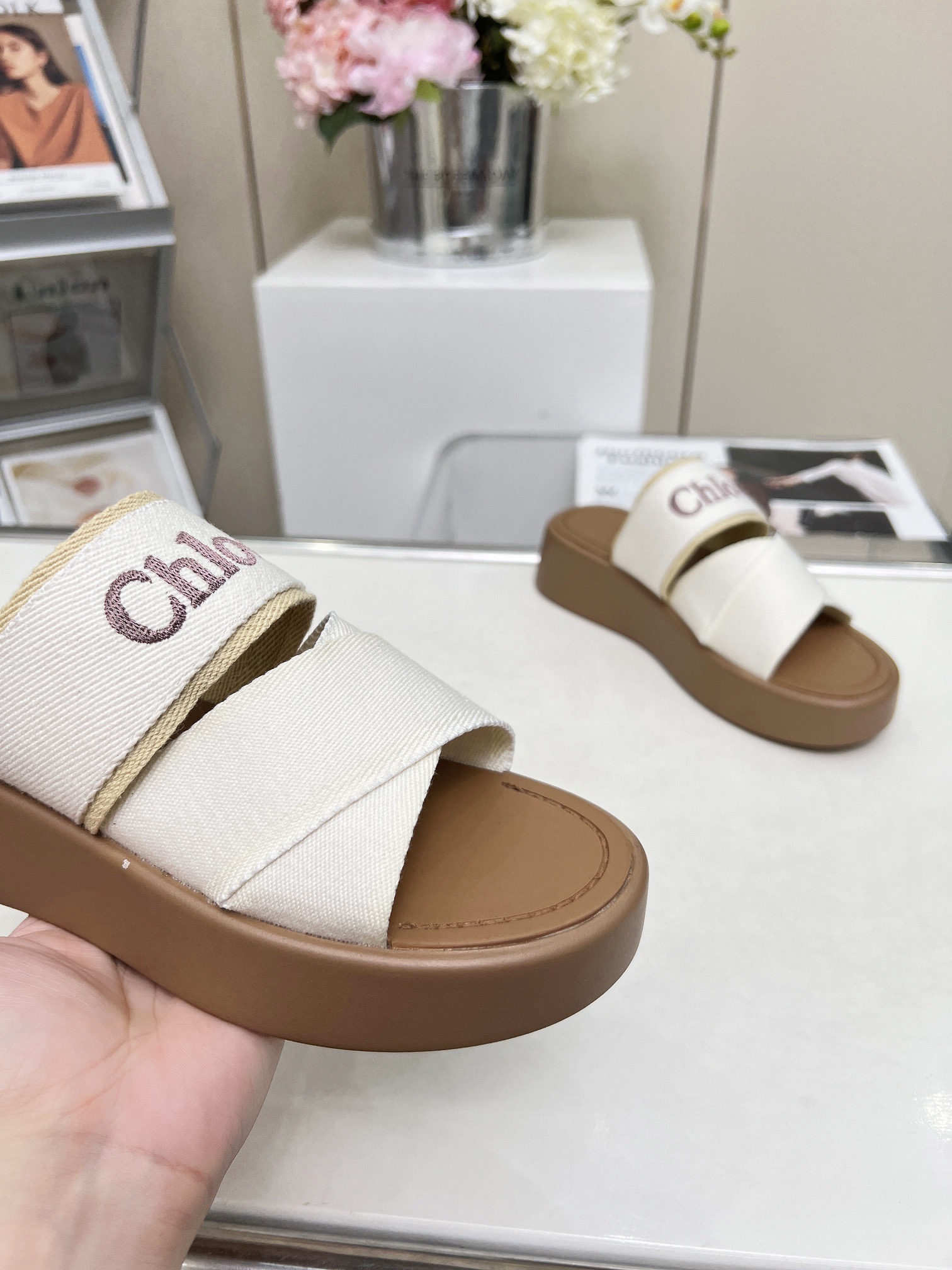 Chloe Women Slippers Size 36-42