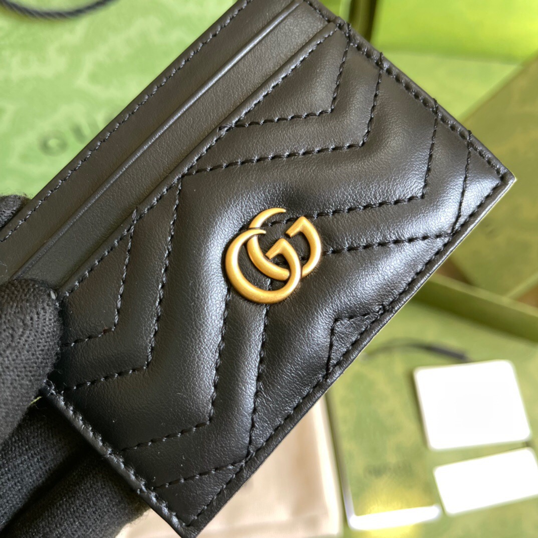 Gucci GG Marmont card case Size 10*7cm Style: 443127