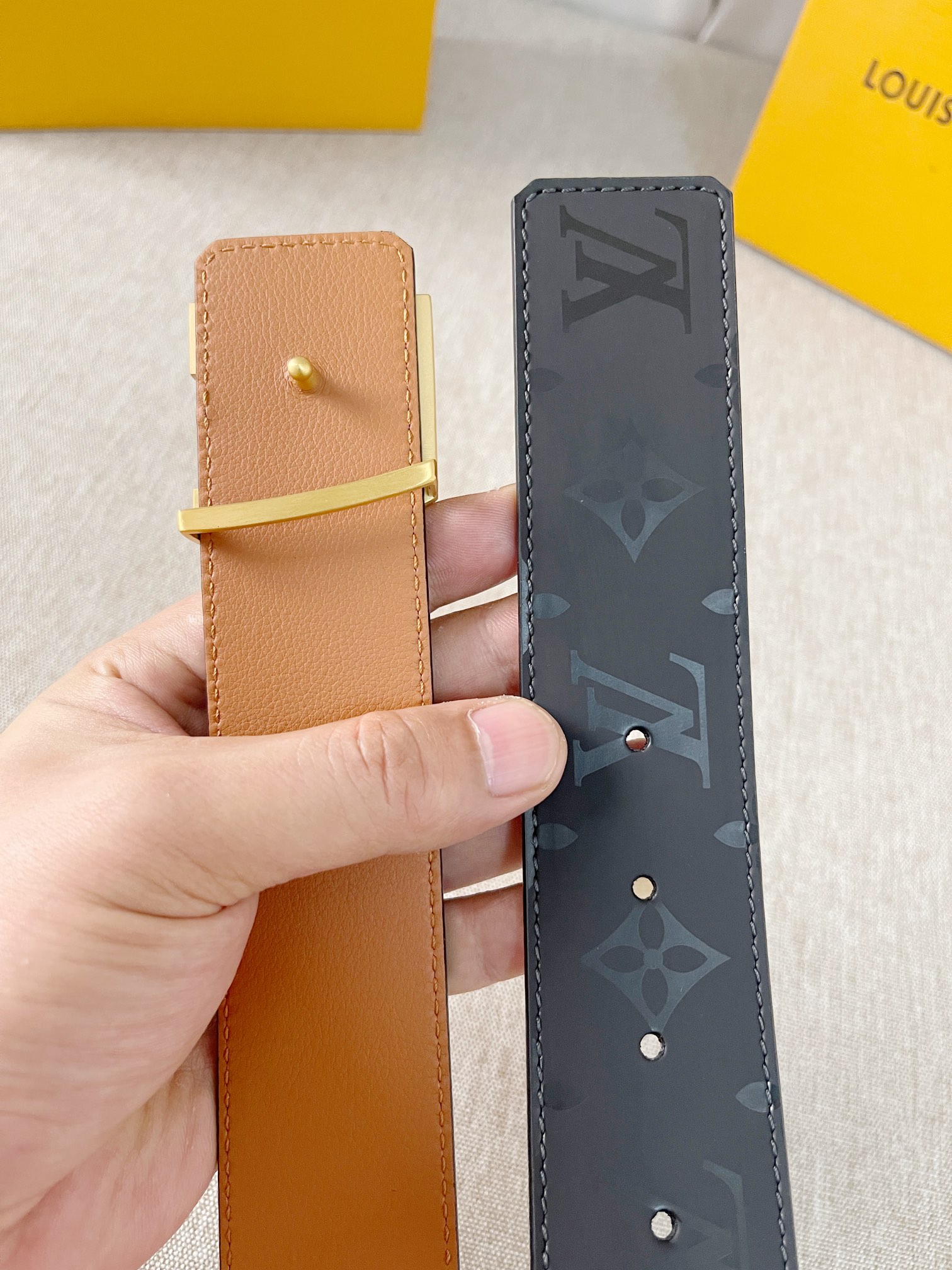 Louis Vuitton Men Belt Width 4cm