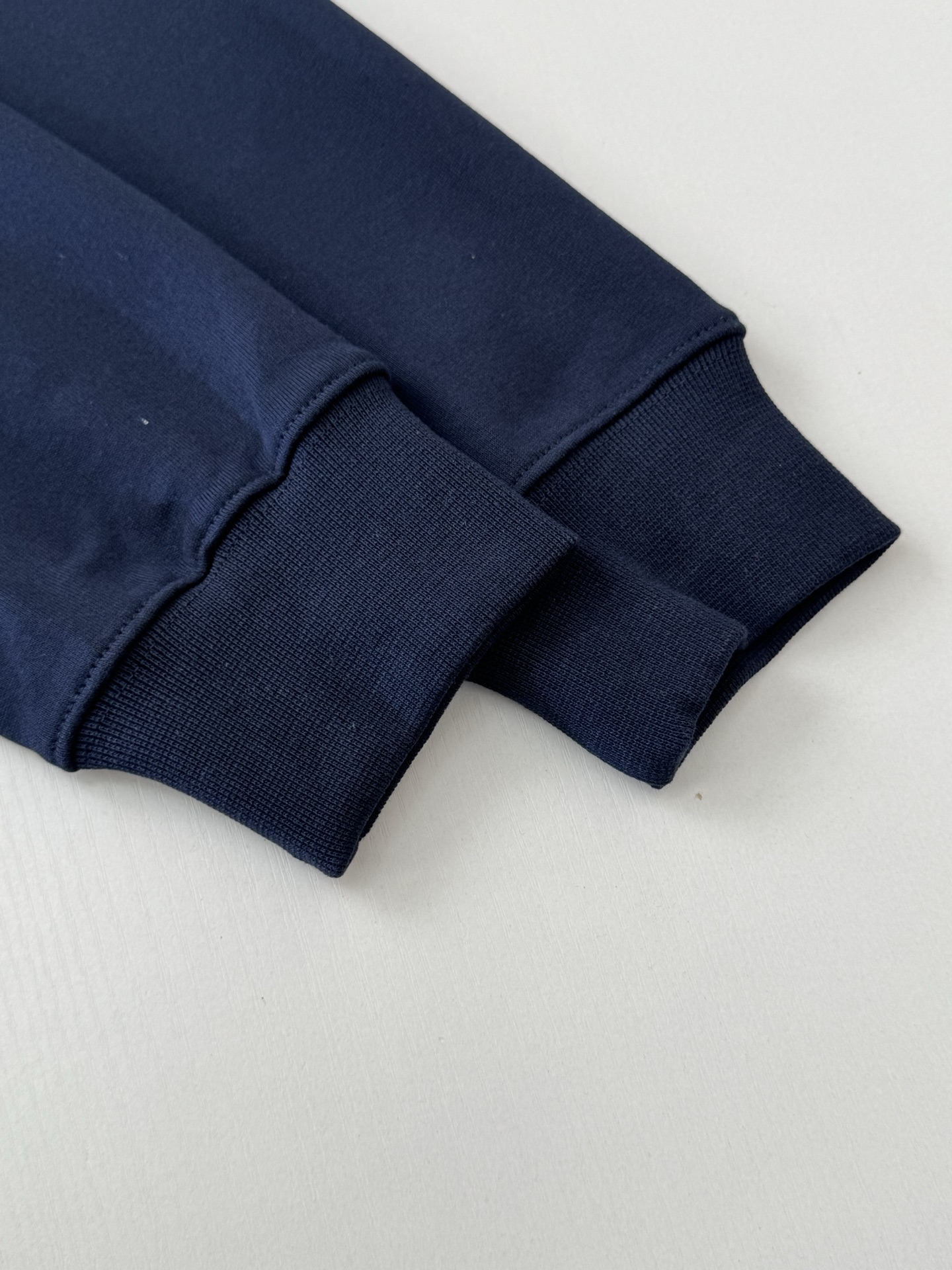 Loewe Unisex Sweatshirt Size S-XL