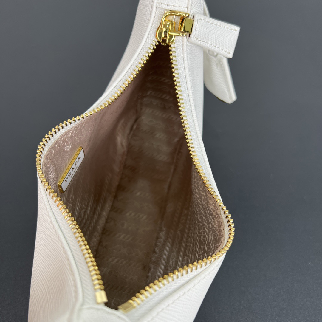 Prada 1BC204 Saffiano Leather Shoulder Bags Size 22*18*6cm