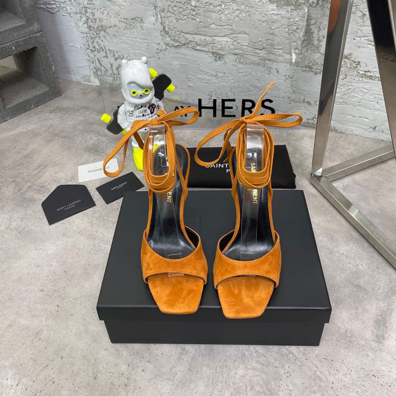 YSL Paz Pumps Size 35-41 2-Color