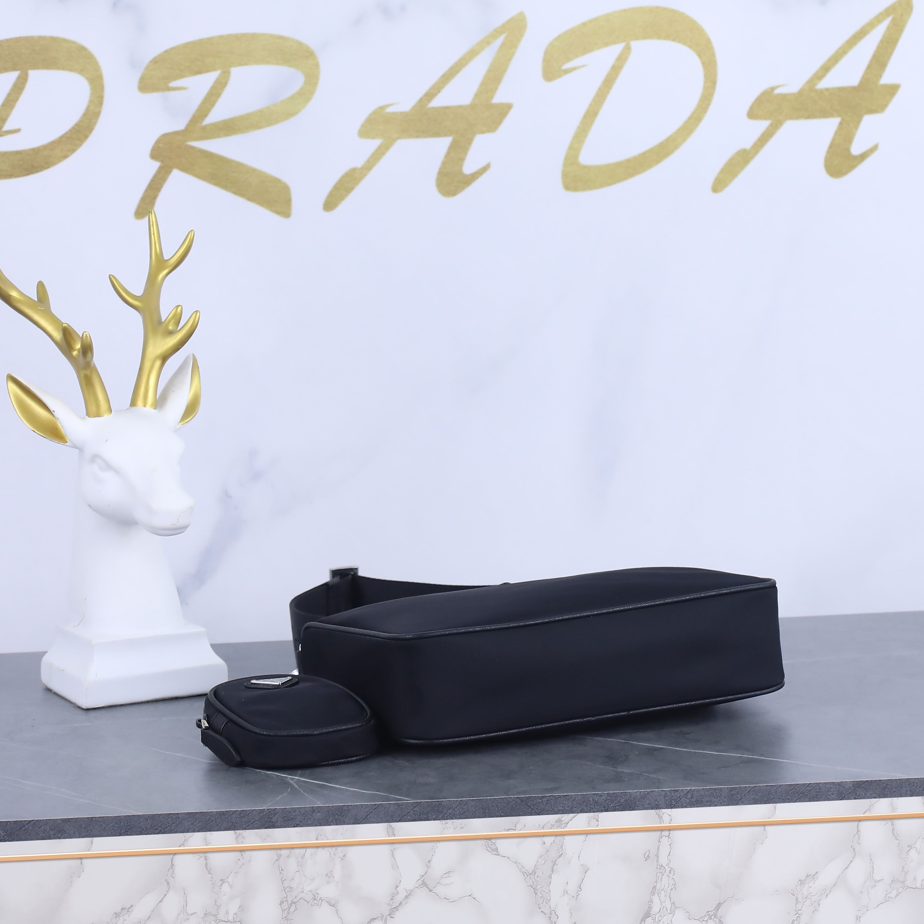 Prada 2VH113 Re-Nylon and Saffiano Leather Shoulder Bags Size 24*18.5*6cm