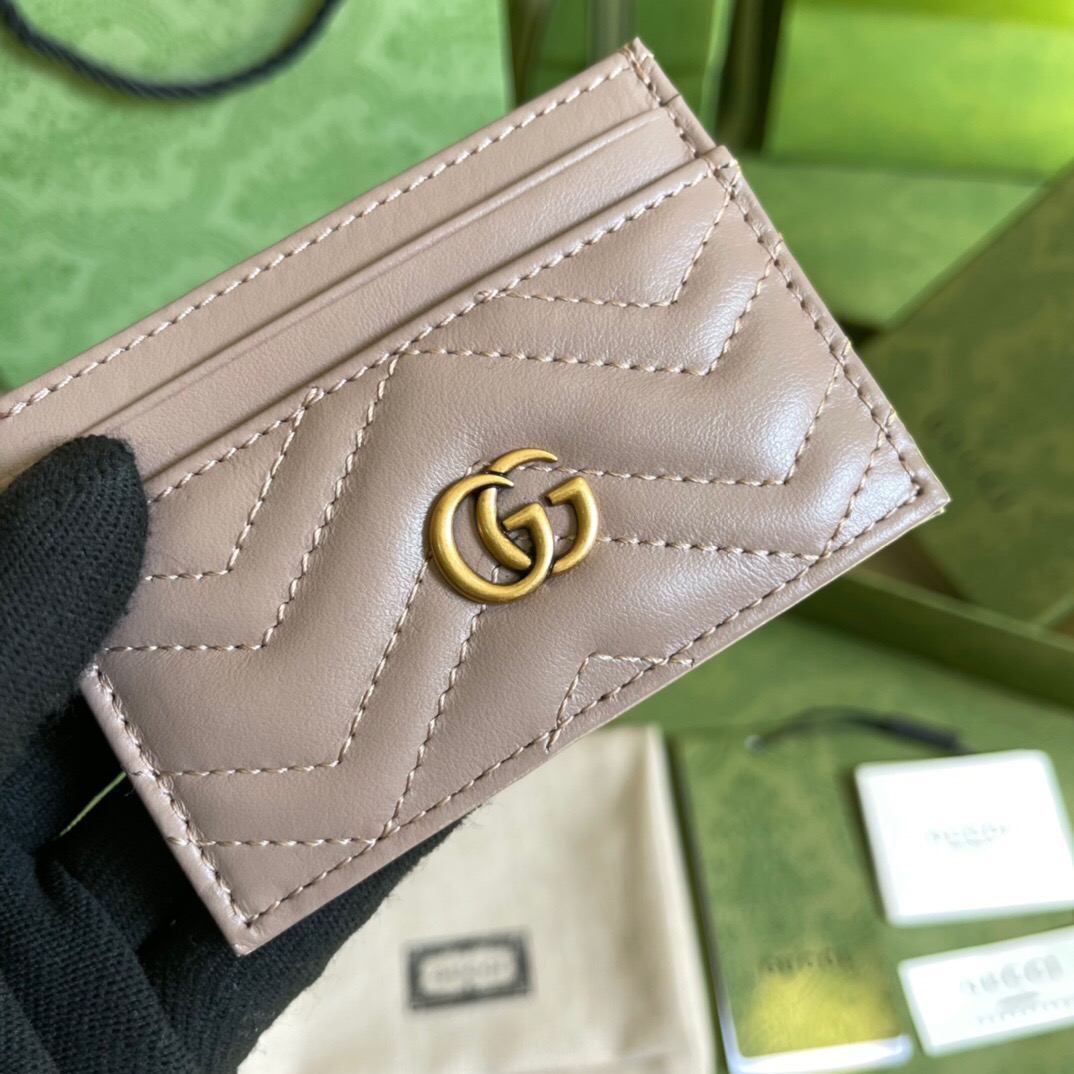 Gucci GG Marmont card case Size 10*7cm Style: 443127