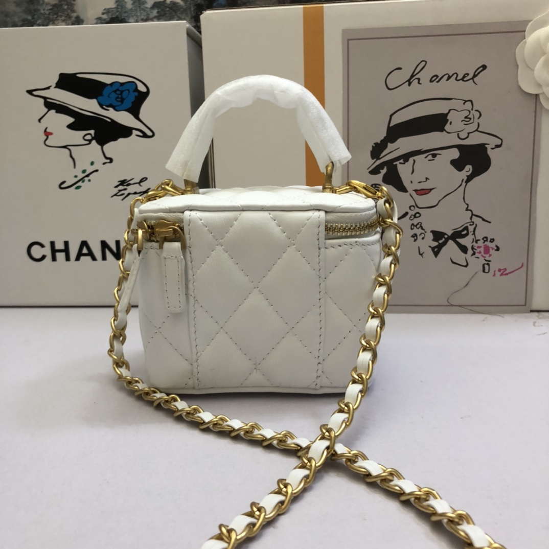 Chanel Women Shoulder Bags 11*8.5*7cm