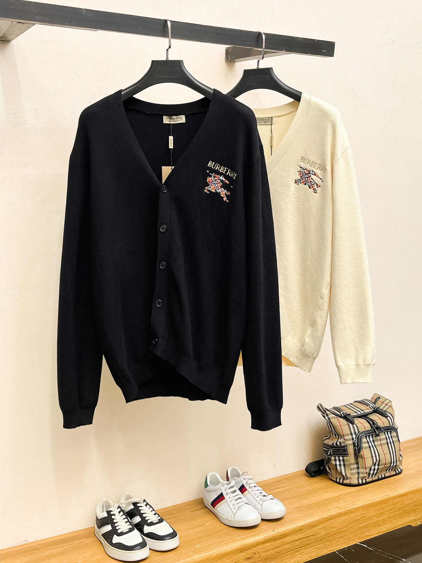 Burberry Unisex Cardigan Sweatshirt Size M-XXXL