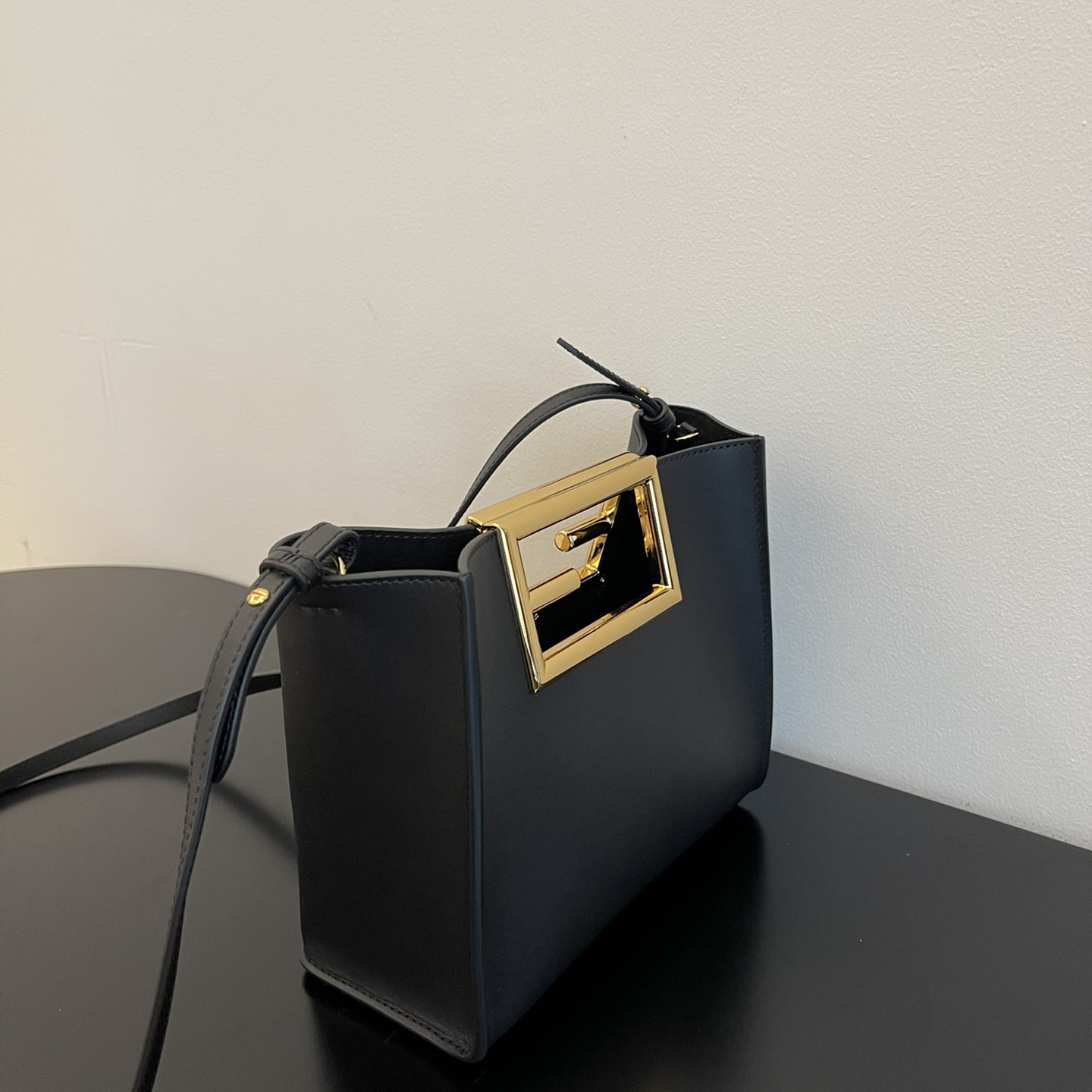 Fendi New Shoulder Bags 20*17*9cm