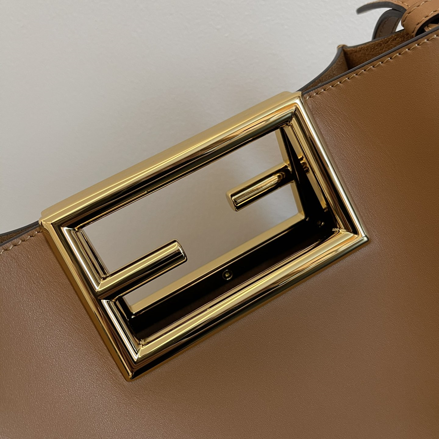 Fendi New Shoulder Bags 20*17*9cm