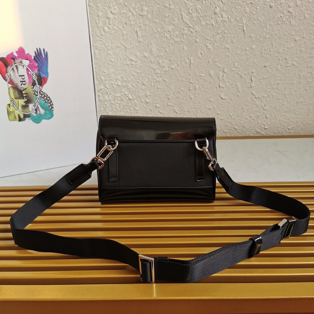 Prada 2VD044 Re-Nylon and Leather Shoulder Bags Size 20*15.5*4cm