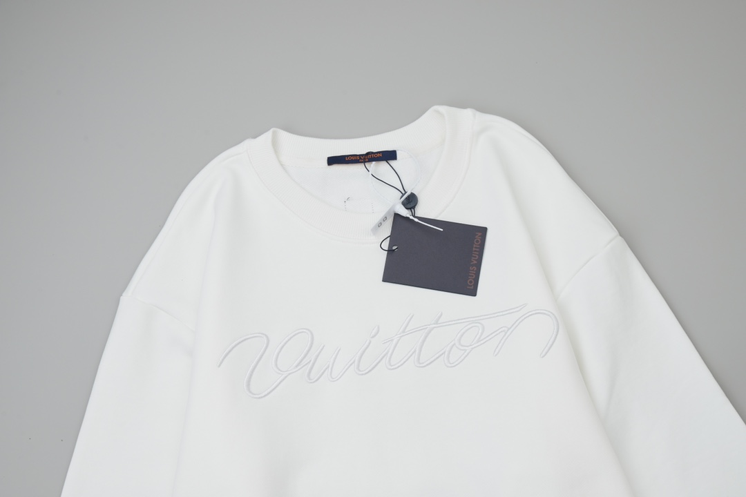 Louis Vuitton Unisex Sweatshirt Size S-XL