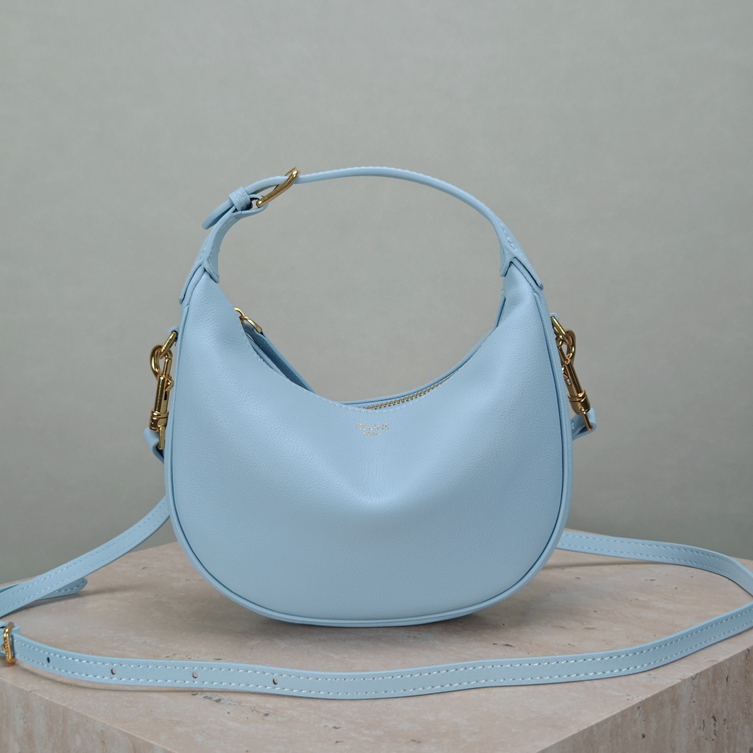Celine 25ss Lulu Shoulder Bags Size 24*21*5cm