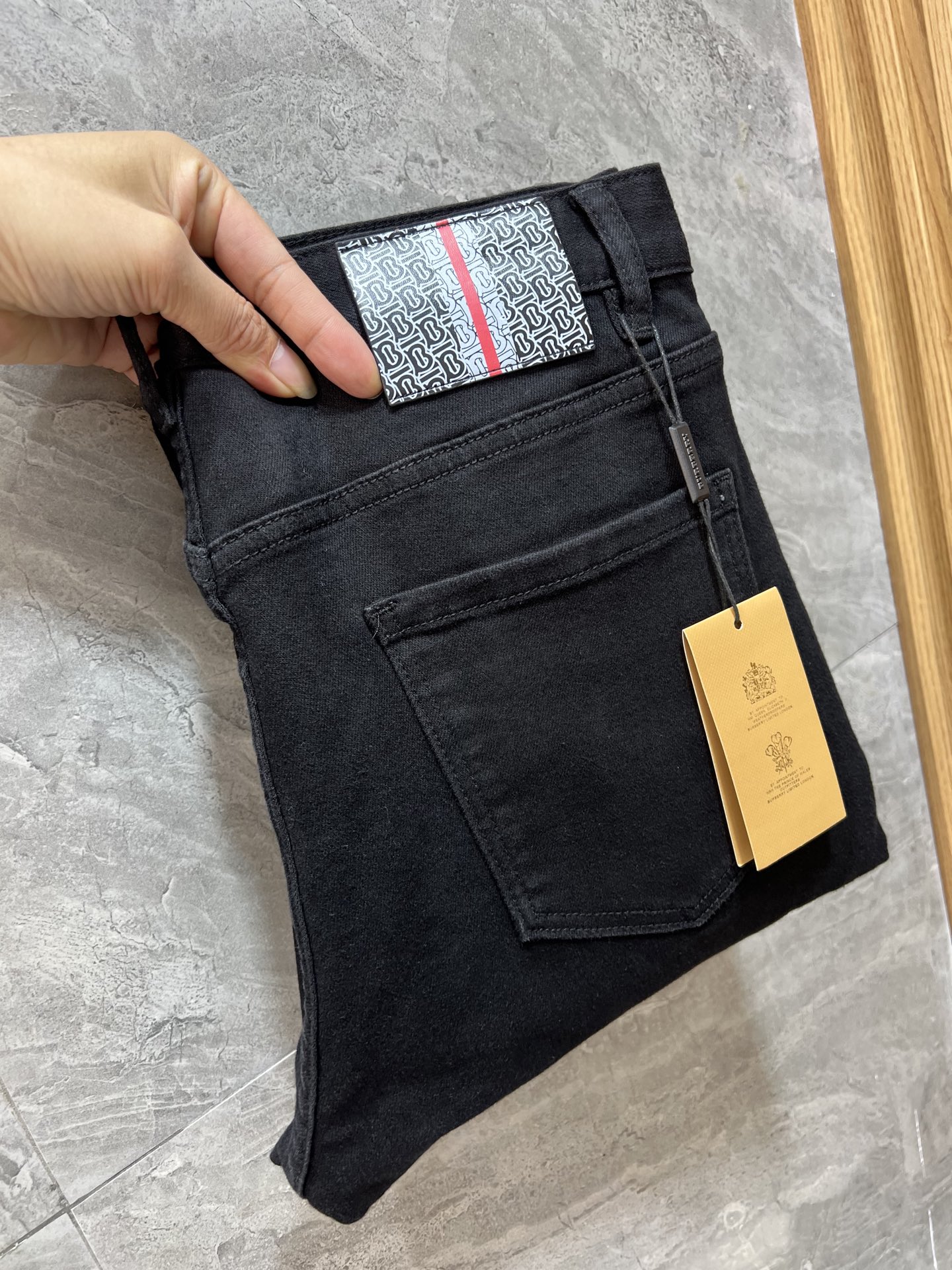 Burberry Jeans Men Size 29-38
