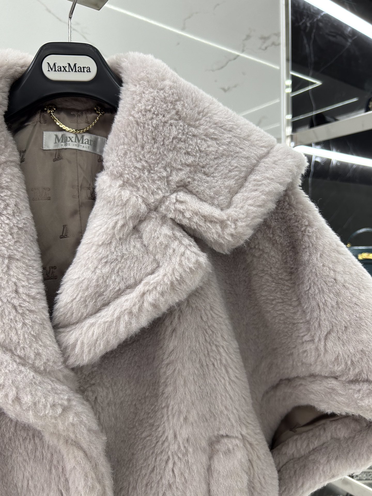 Max Mara Teddy Cape short style one size fits all