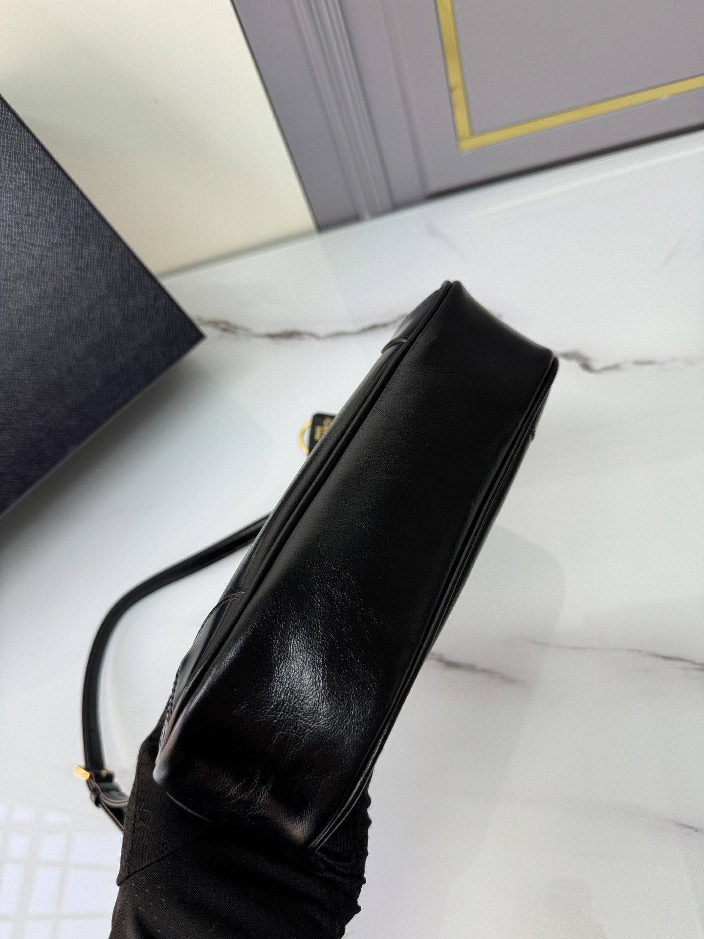 Prada 1BC201 Re-Edition 2002 Small Leather Shoulder Bags Size 23.5*10*5cm