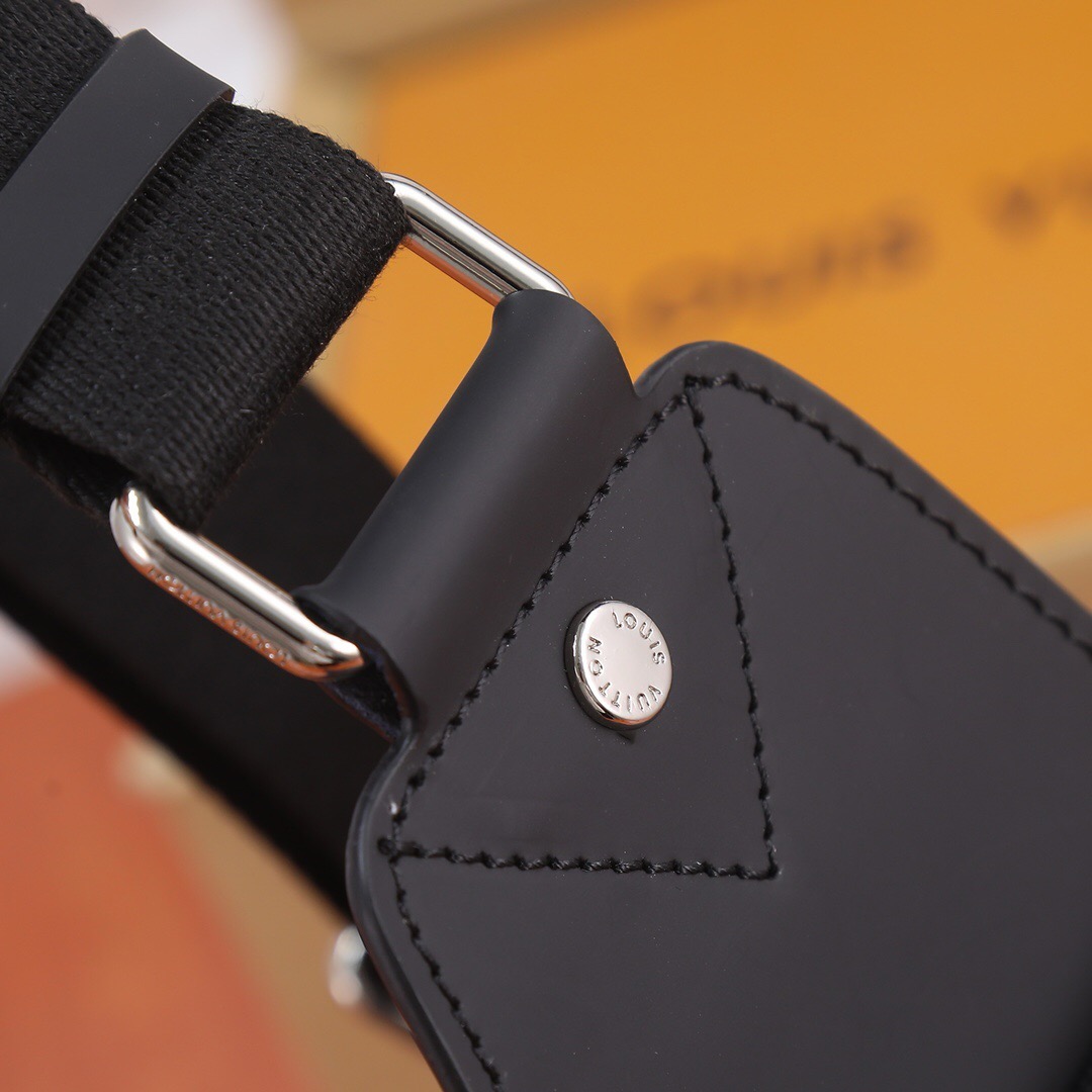 Louis Vuitton N41719 avenue Men Bags Size 20*31*10cm