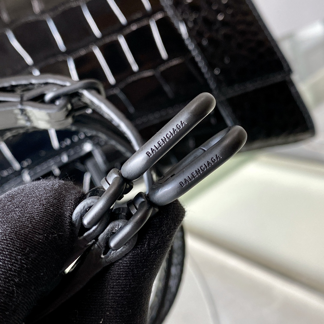 Balenciaga Women Shoulder Bags Handbags 2-Size