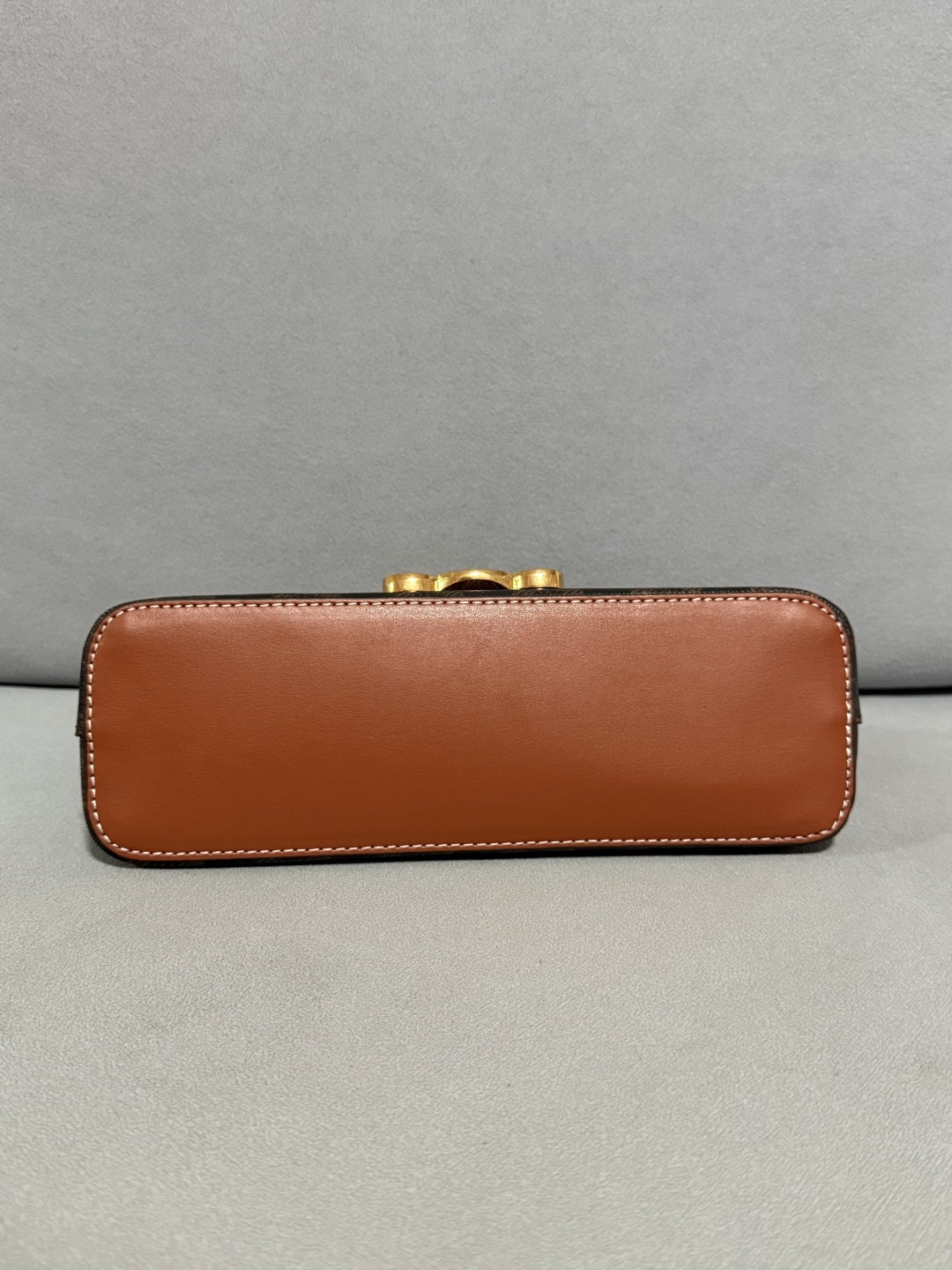 Celine 25ss Lulu Shoulder Bags Size 24*11.5*8cm