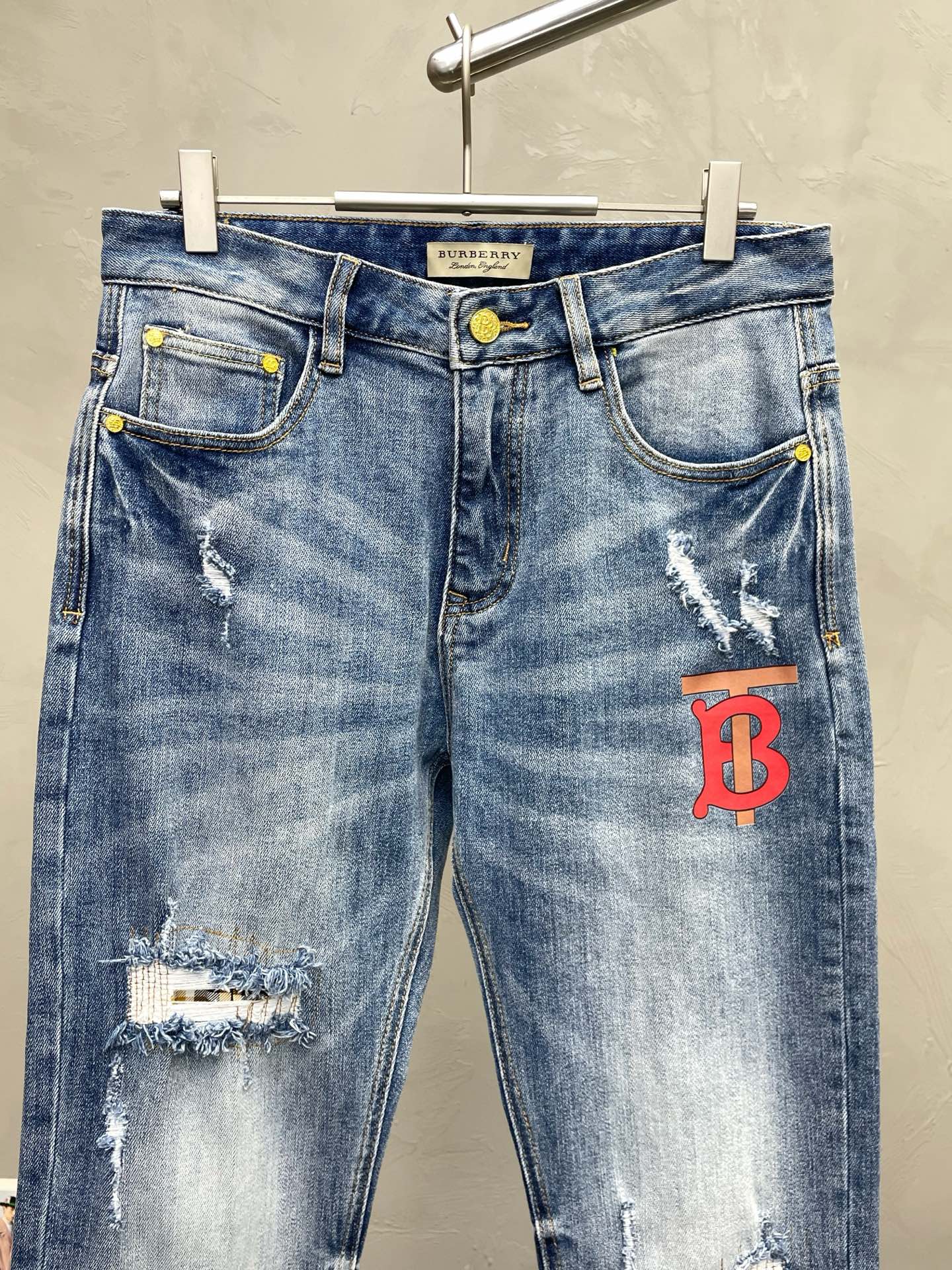 Burberry Jeans Men Size 28-38