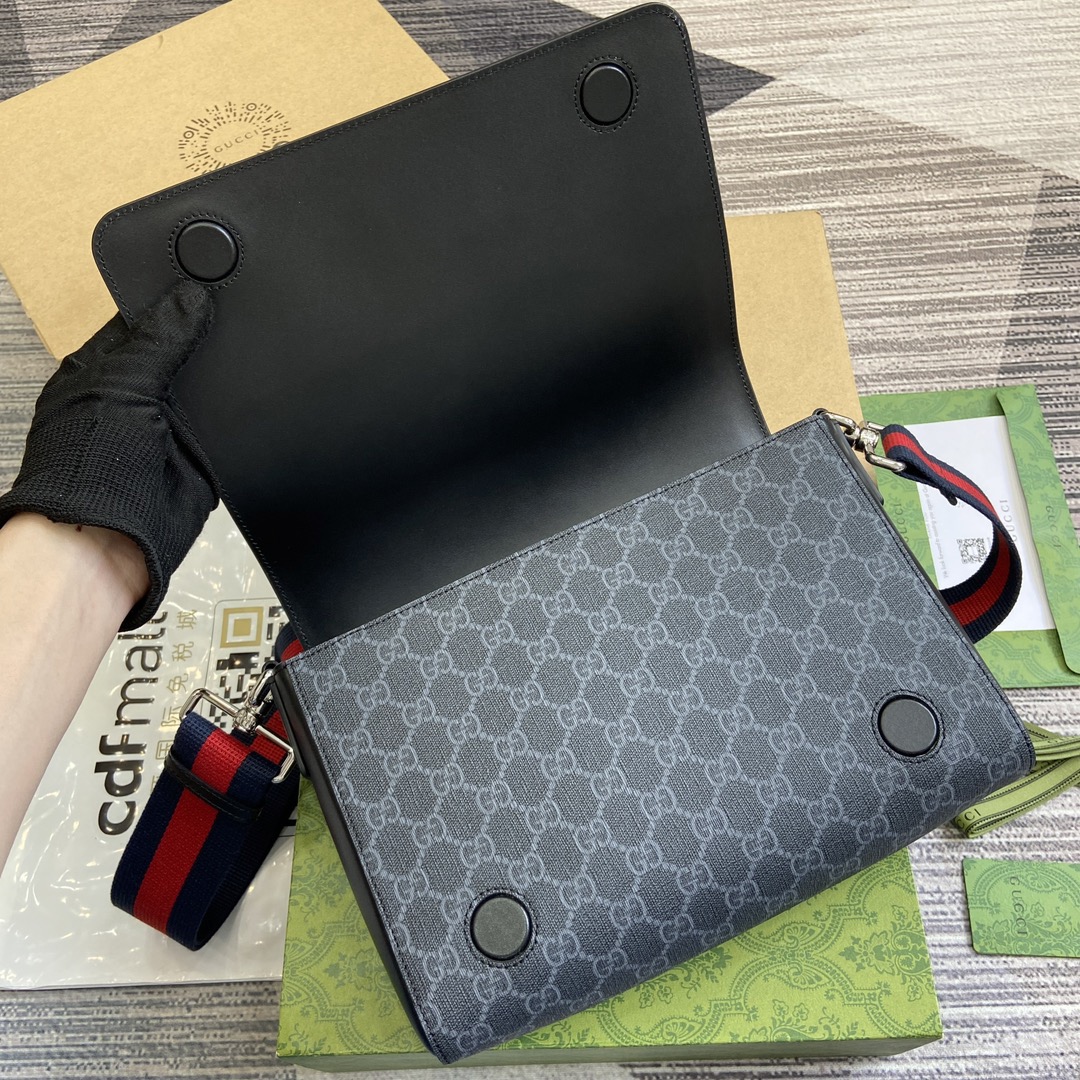 Gucci GG Supreme Shoulder Bags Size 20*27*8cm