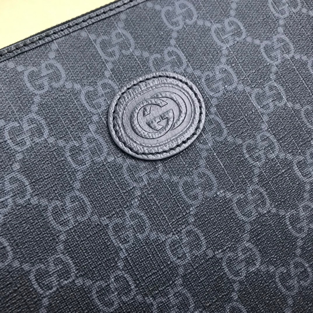 Gucci Pouch with Interlocking G Size 30.5*21*1.5cm Style 672953