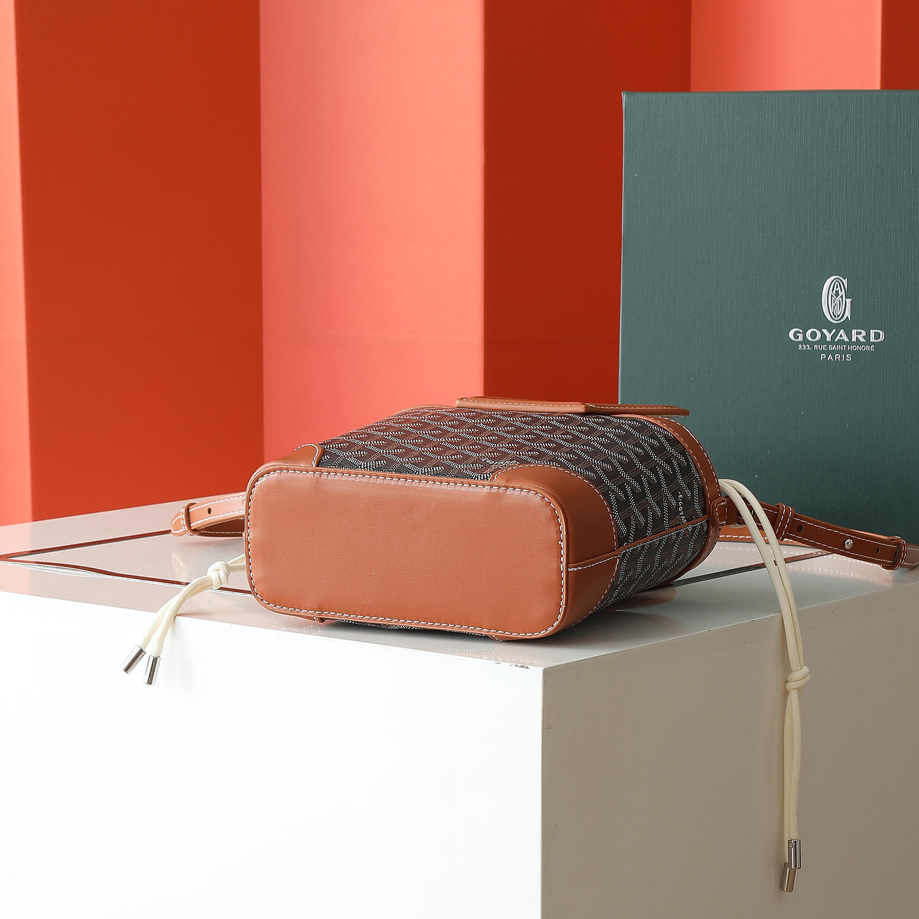 Goyard Beluga Shoulder Bags Size 23*18.5*8cm