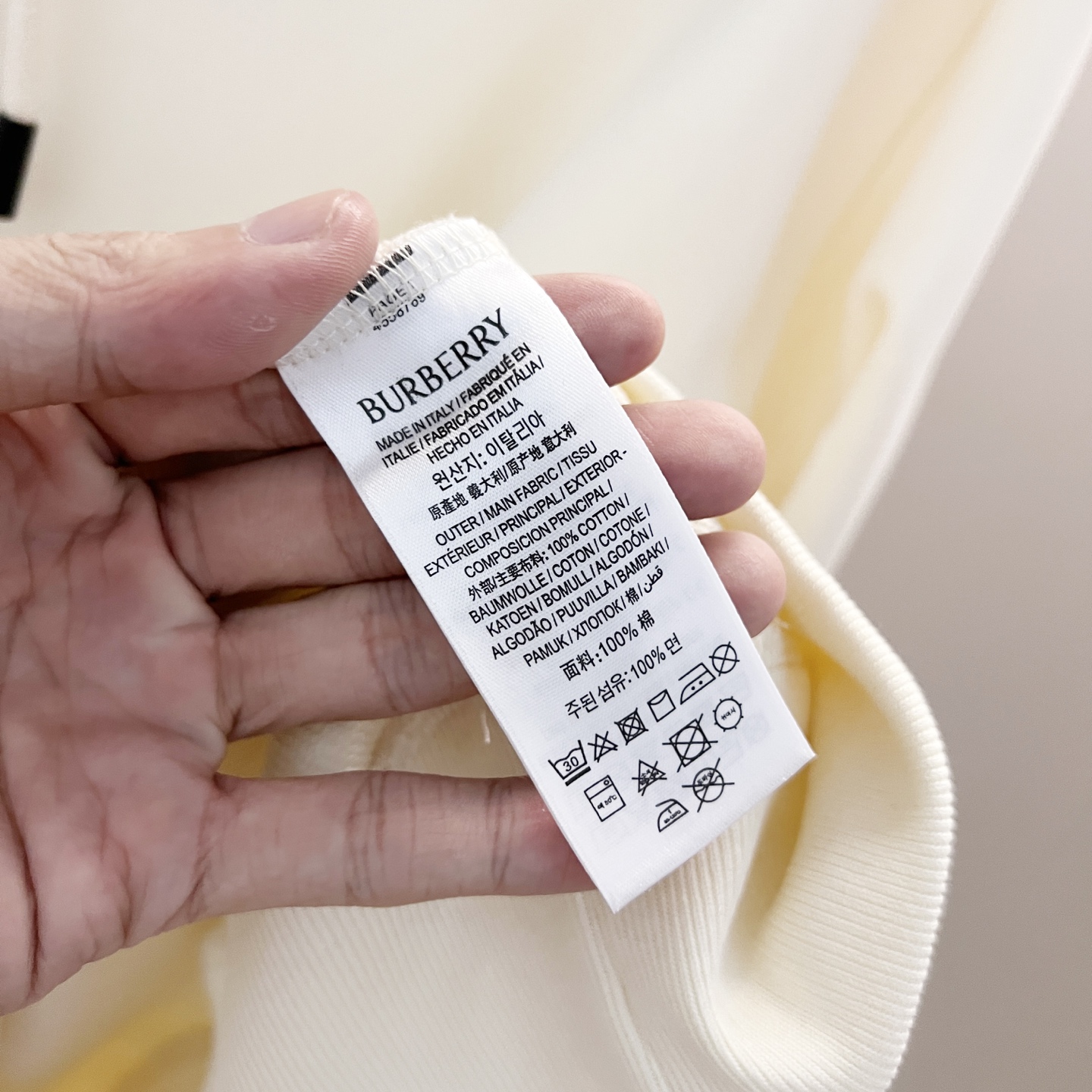 Burberry Unisex Sweatshirt Size S-XL