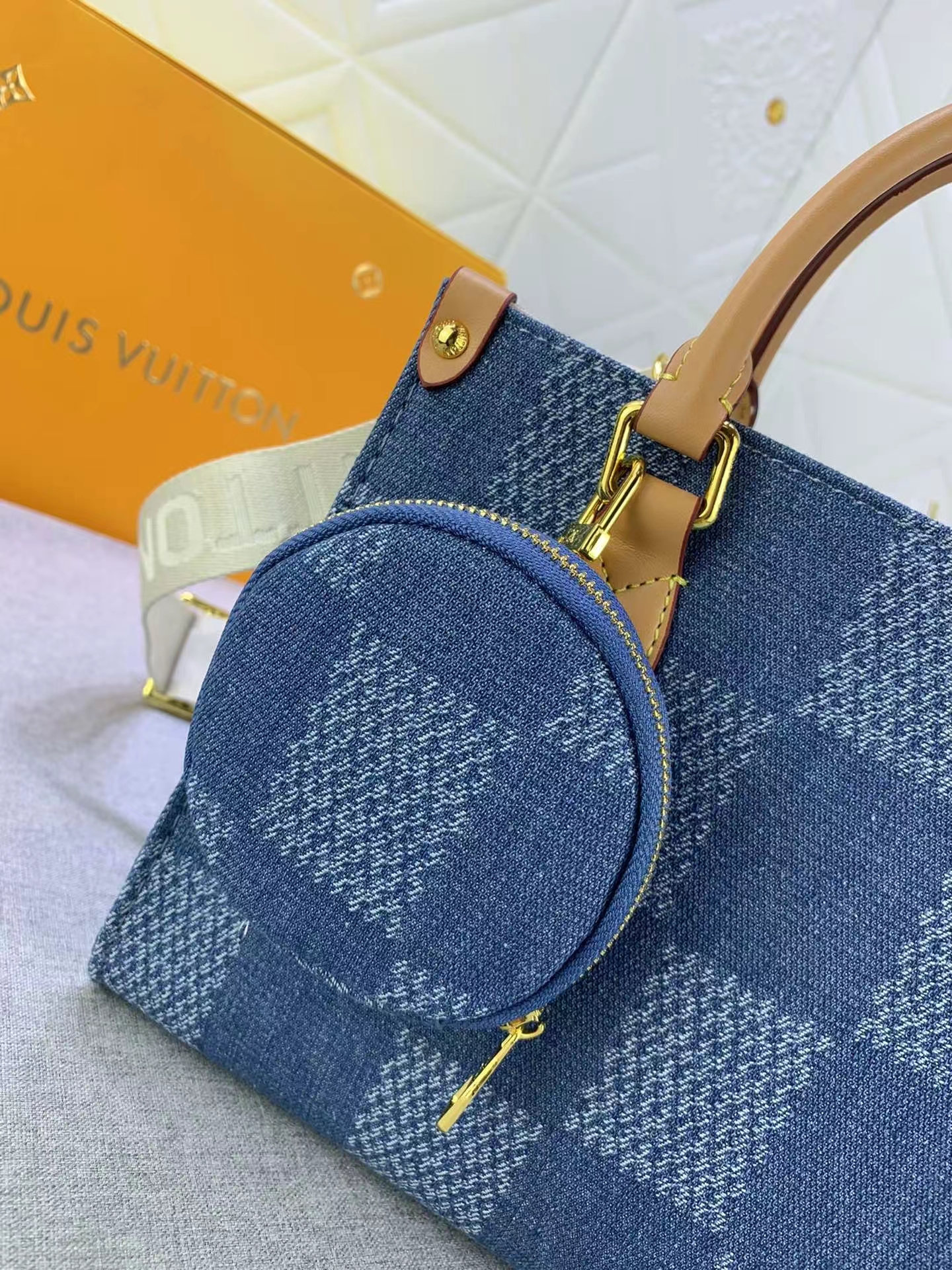 Louis Vuitton Monogram Reverse Giant Toron Denim Cowboy Women Shopping Bags 25*19*11.5cm
