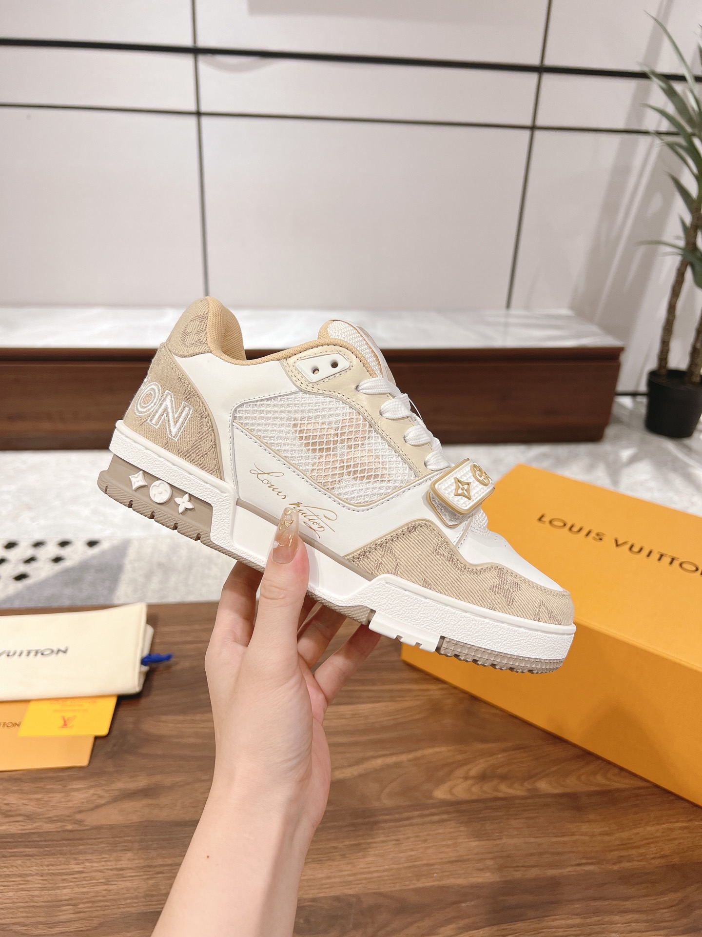 Louis Vuitton LV Trainer Velcro Strap Sneaker Size 36-46